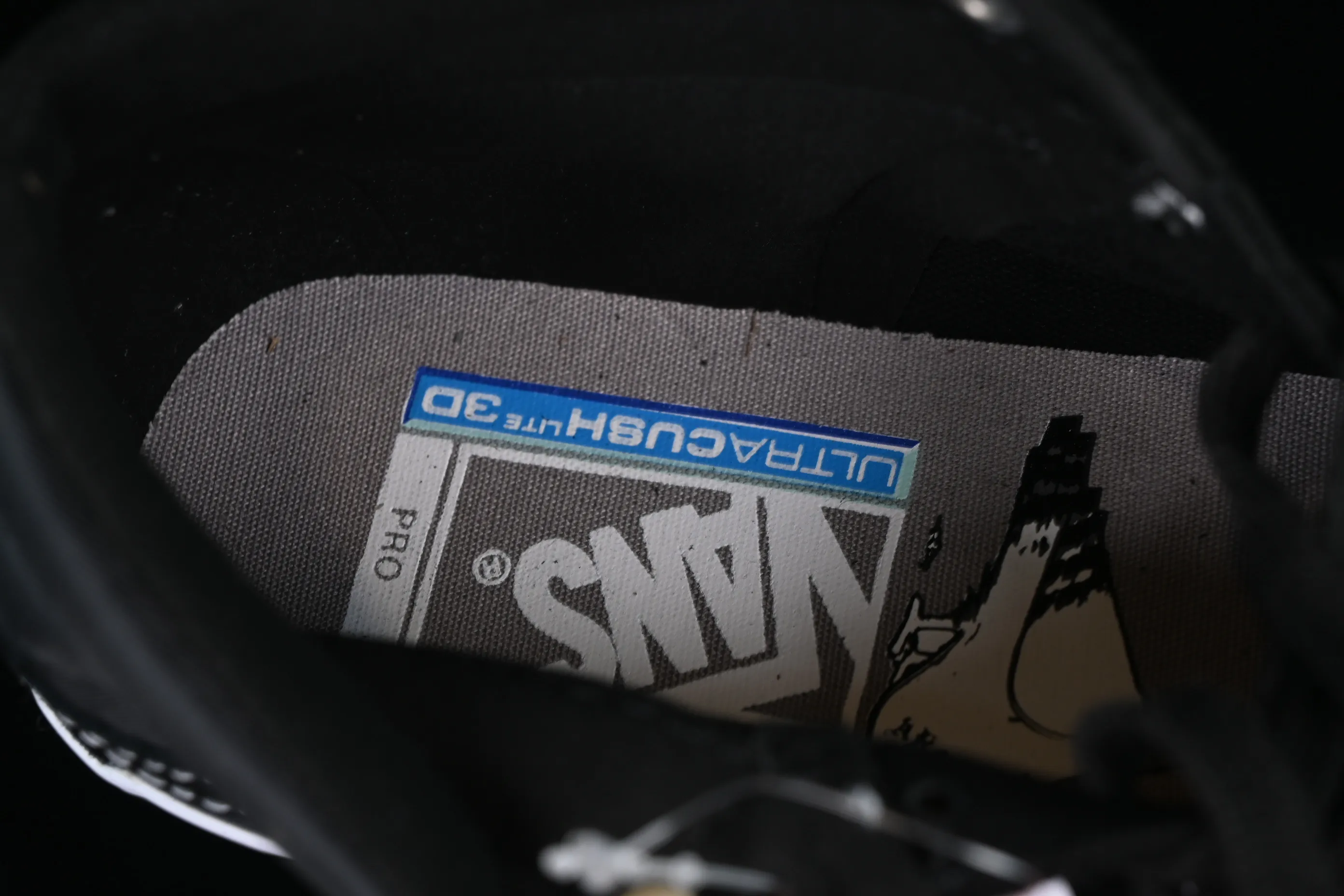 All categories Vans Vans series Vans Mid Vans China Vans Sk8-Mid Pro Antihero cooperation model mid-top professional skateboard shoes VN0A7TNH2D9